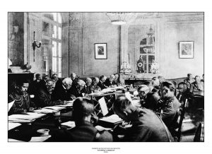 29. Μετά τη λήξη του Α’ Παγκοσμίου Πολέμου, συνεδρίαση για τους όρους της ανακωχής. Βερσαλλίες, 16 Νοεμβρίου 1918. / After the end of World War I, discuss about the armistice terms. Versailles, November 16, 1918.